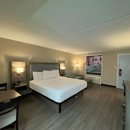 Baymont By Wyndham Corpus Christi Airport Hotel Exterior photo