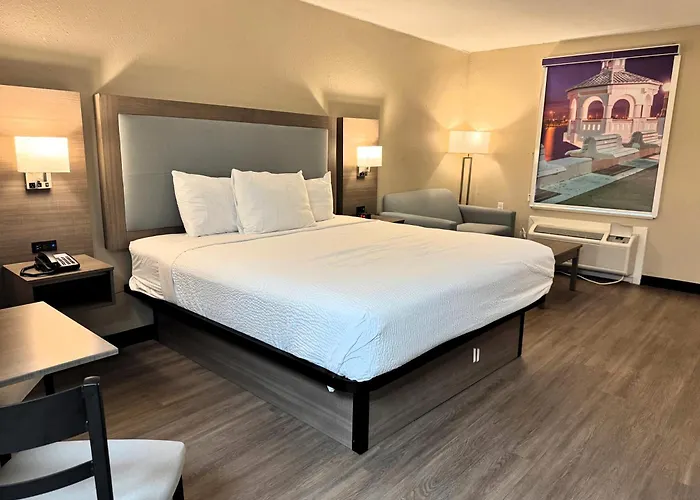 Baymont By Wyndham Corpus Christi Airport