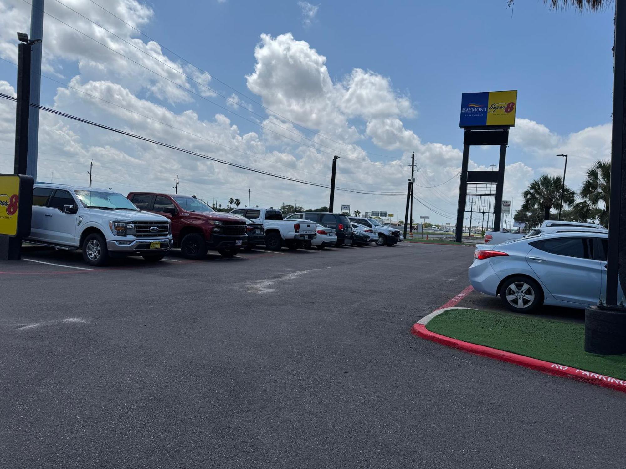 Baymont By Wyndham Airport Corpus Christi